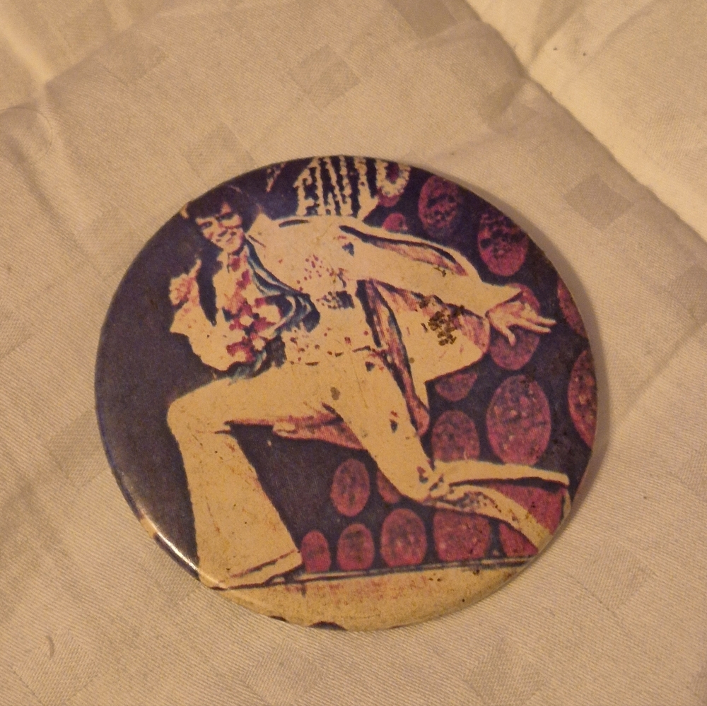 Old Elvis Concert Pin - Picture 6 of 8